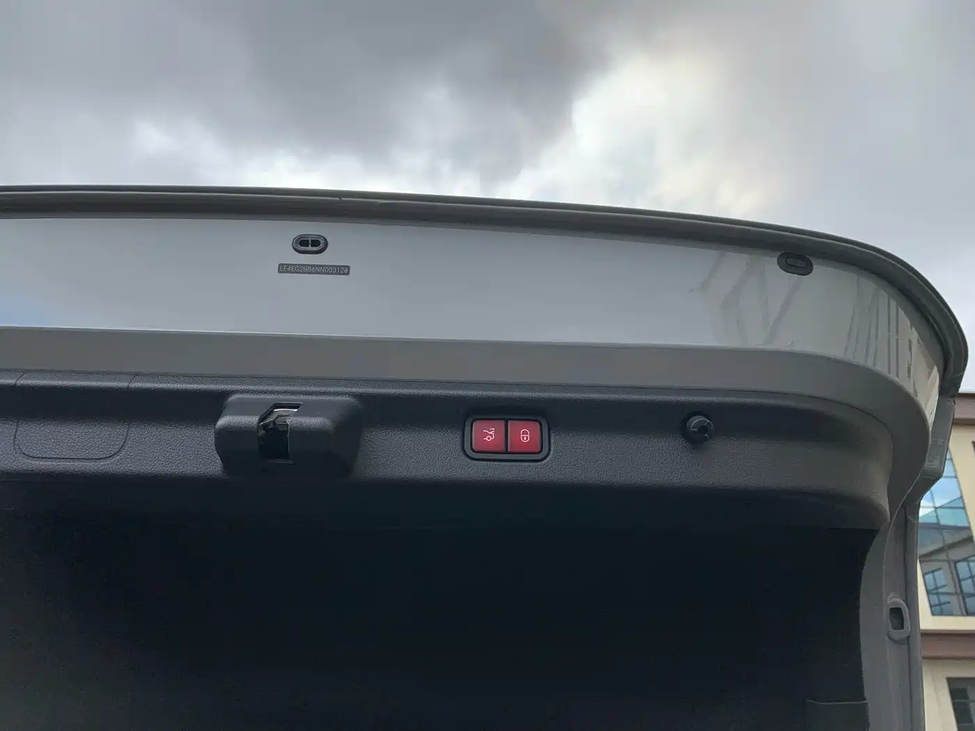 Mercedes-Benz EQE 2022 350 Pioneer Edition фото 8