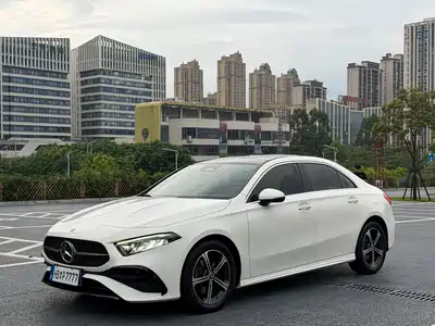 Mercedes-Benz A