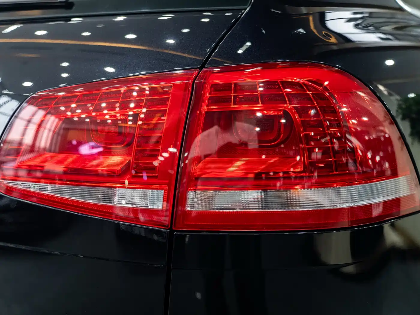 Volkswagen Touareg 2017 3.0TSI Explorer Edition фото 8