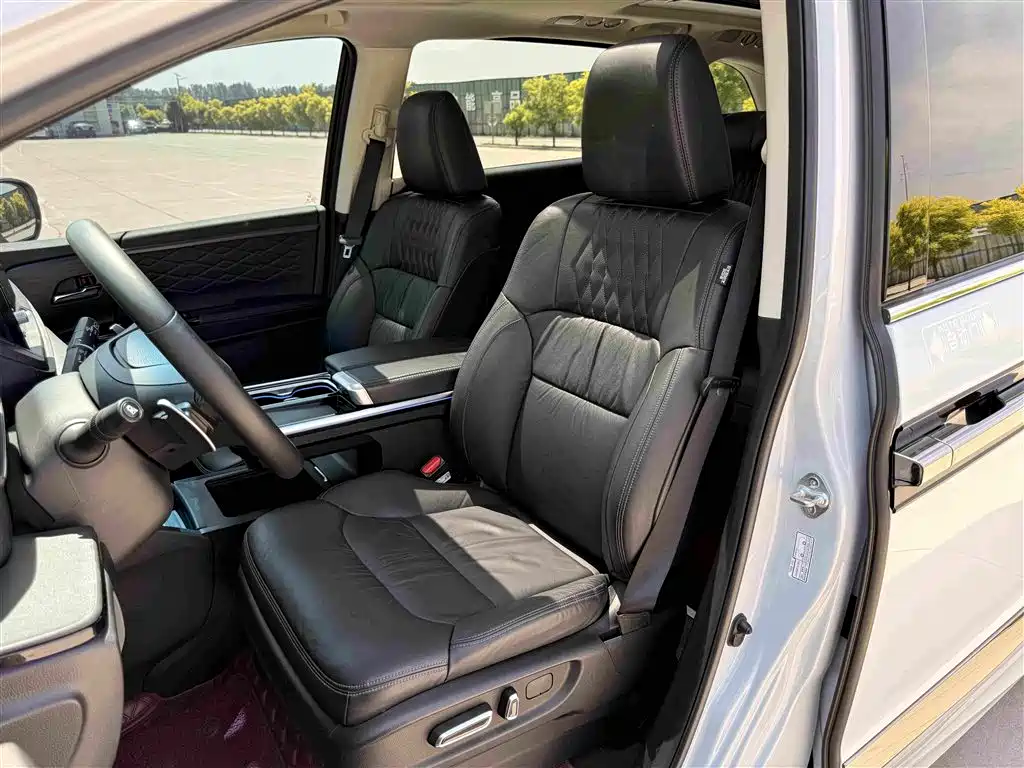 Honda Elysion 2024 2024 2.0L e:HEV Luxury Edition