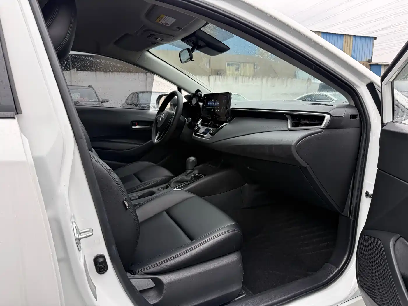 Toyota Levin 2023 Smart Hybrid 1.8L Leading Edition фото 19