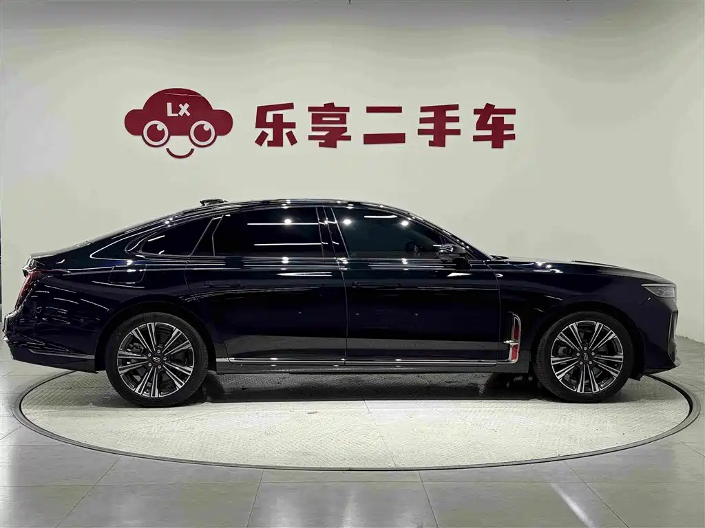 Hongqi H9 2025 2024 2.0T Qi Enjoy Private Fashion Edition