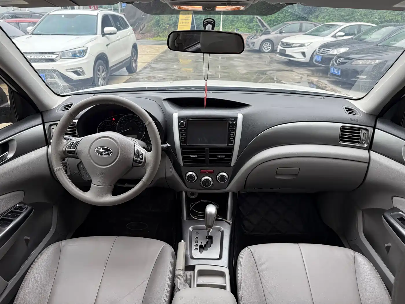 Subaru Forester 2011 2.0XS Automatic Luxury Edition фото 9