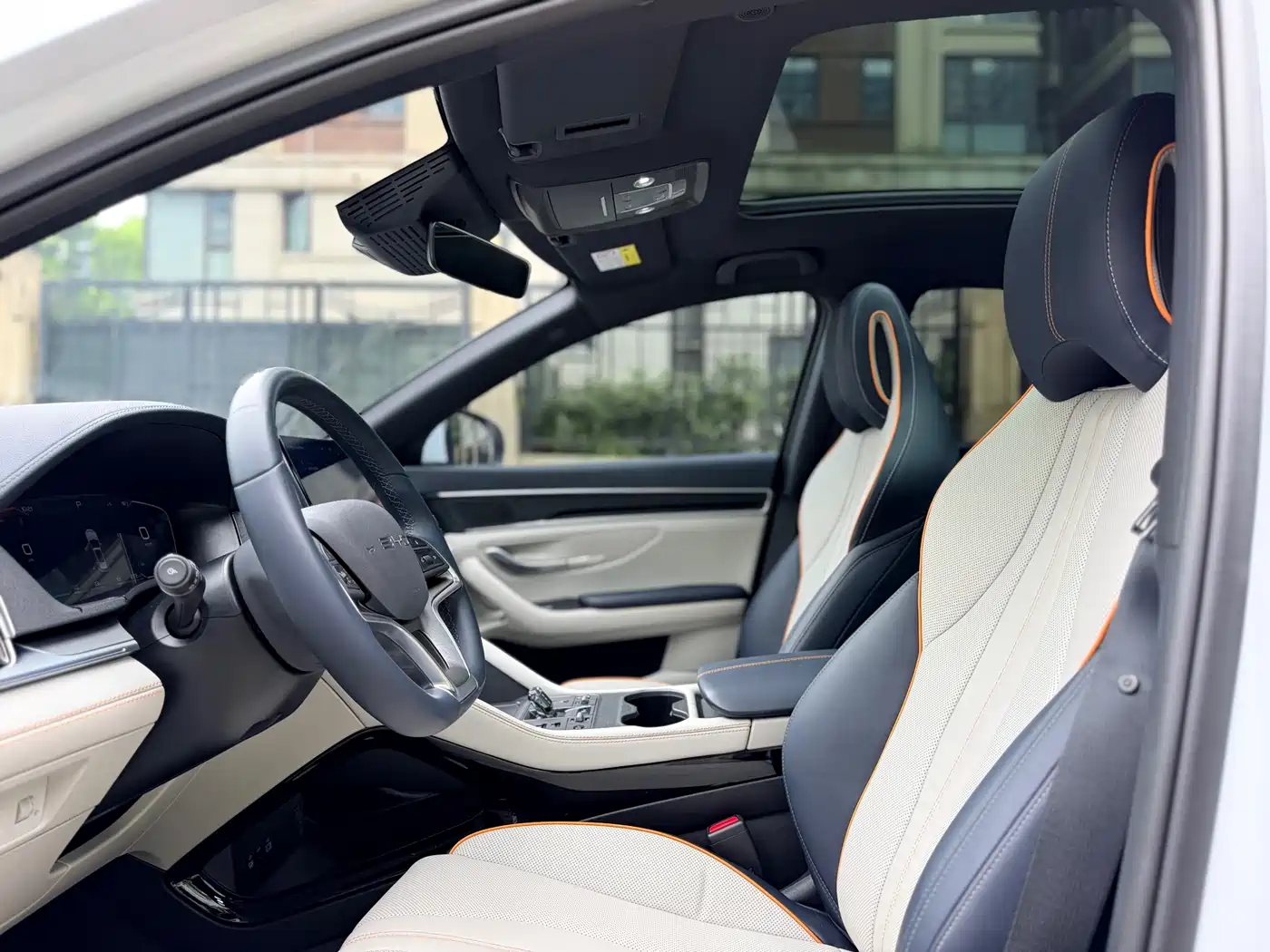 BYD Song PLUS PHEV 2023 Champion Edition DM-i 110KM Flagship PLUS фото 8