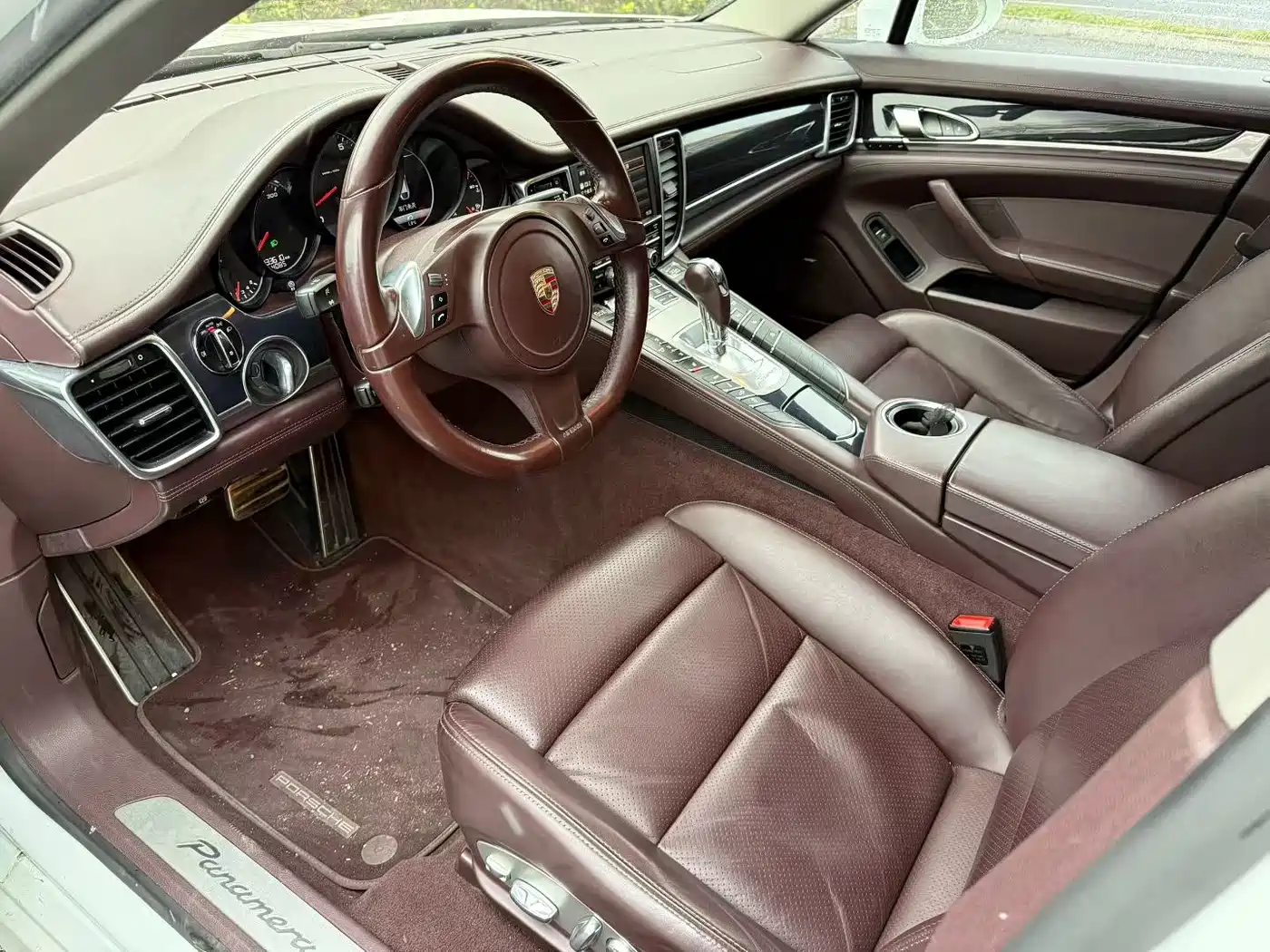 Porsche Panamera 2014 Panamera 4 3.0T фото 7