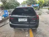 Photo 6 - Volvo V90
