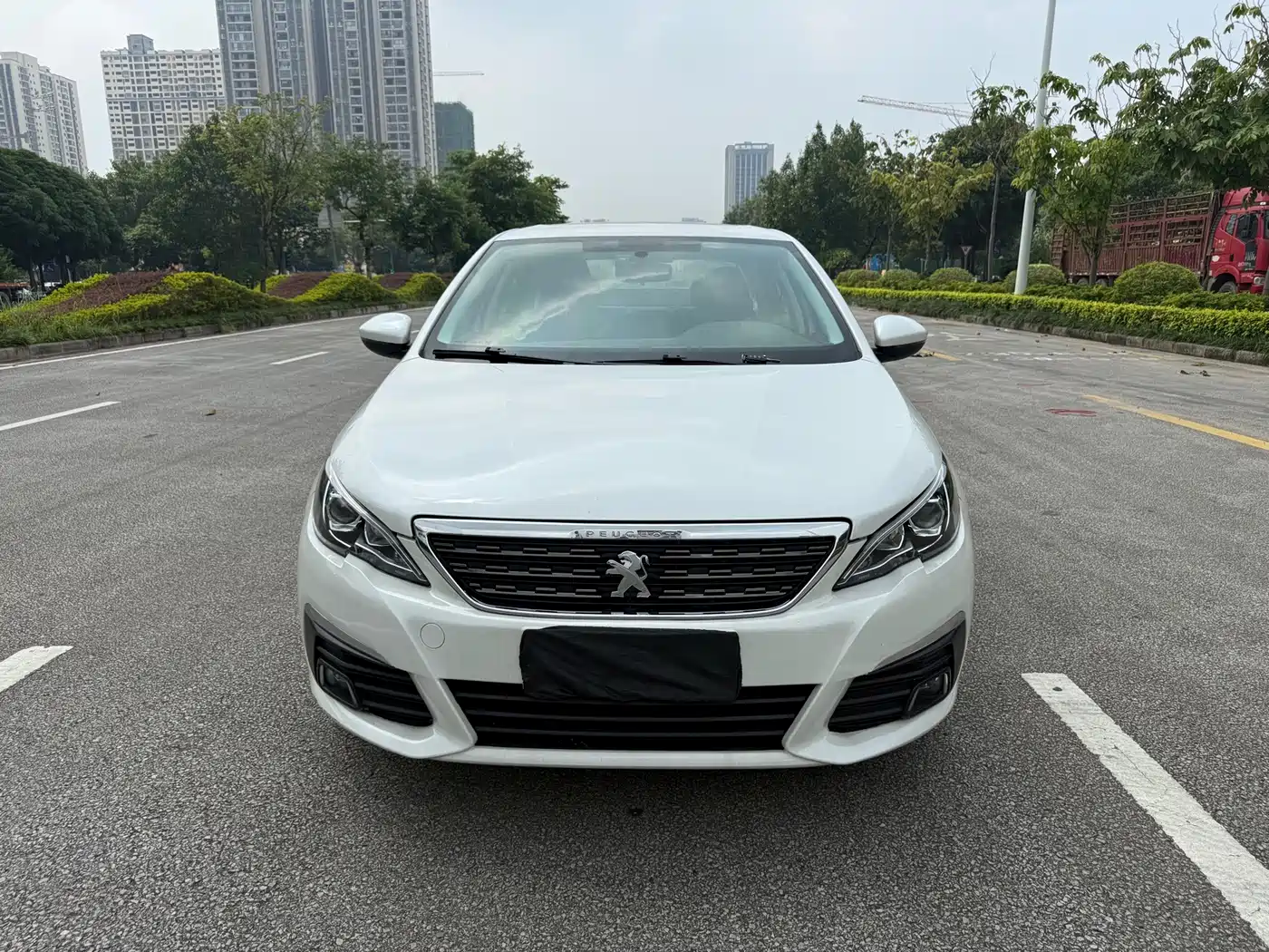 Фото 2 - Peugeot 308
