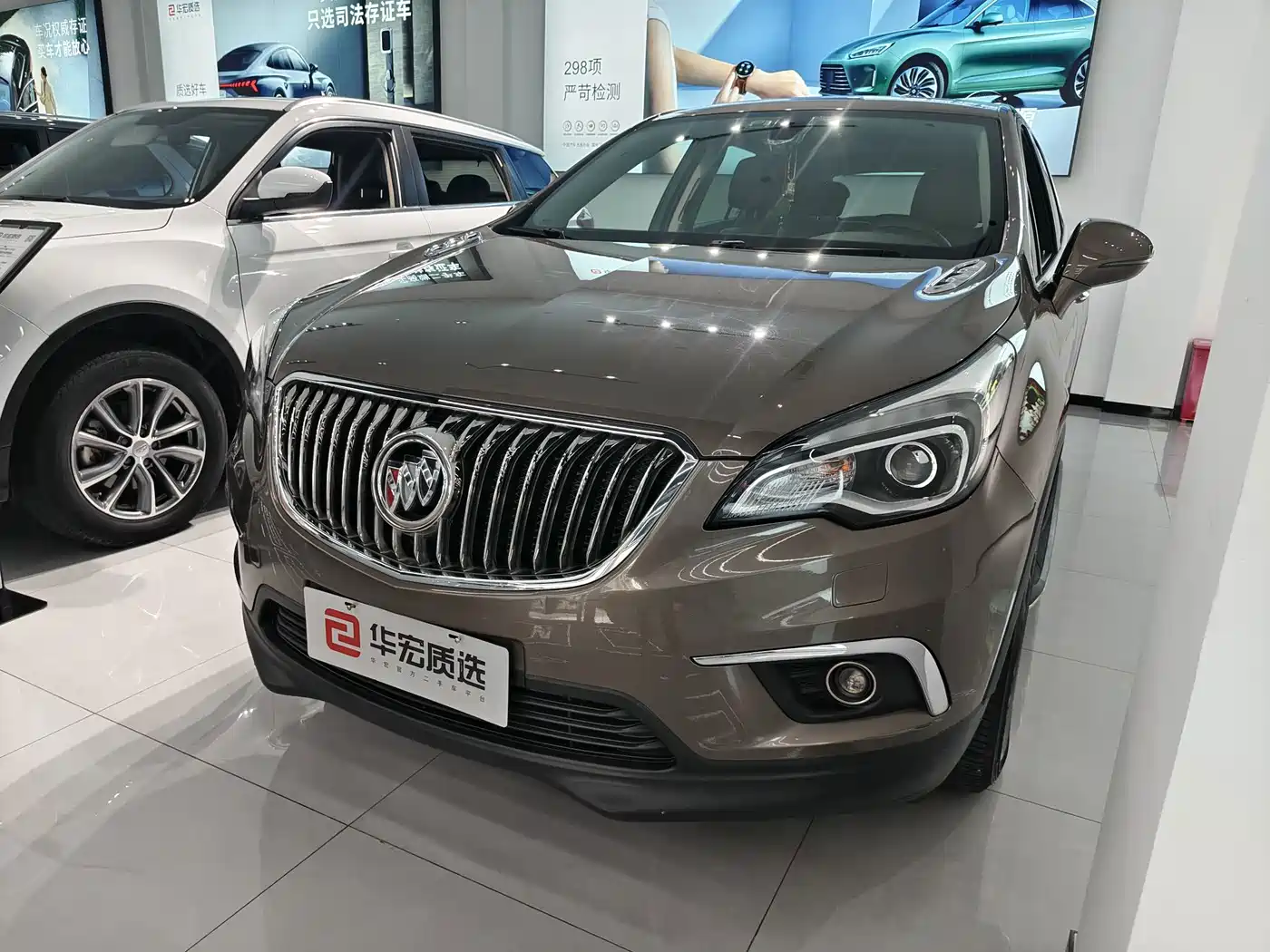 Фото 1 - Buick Envision Plus