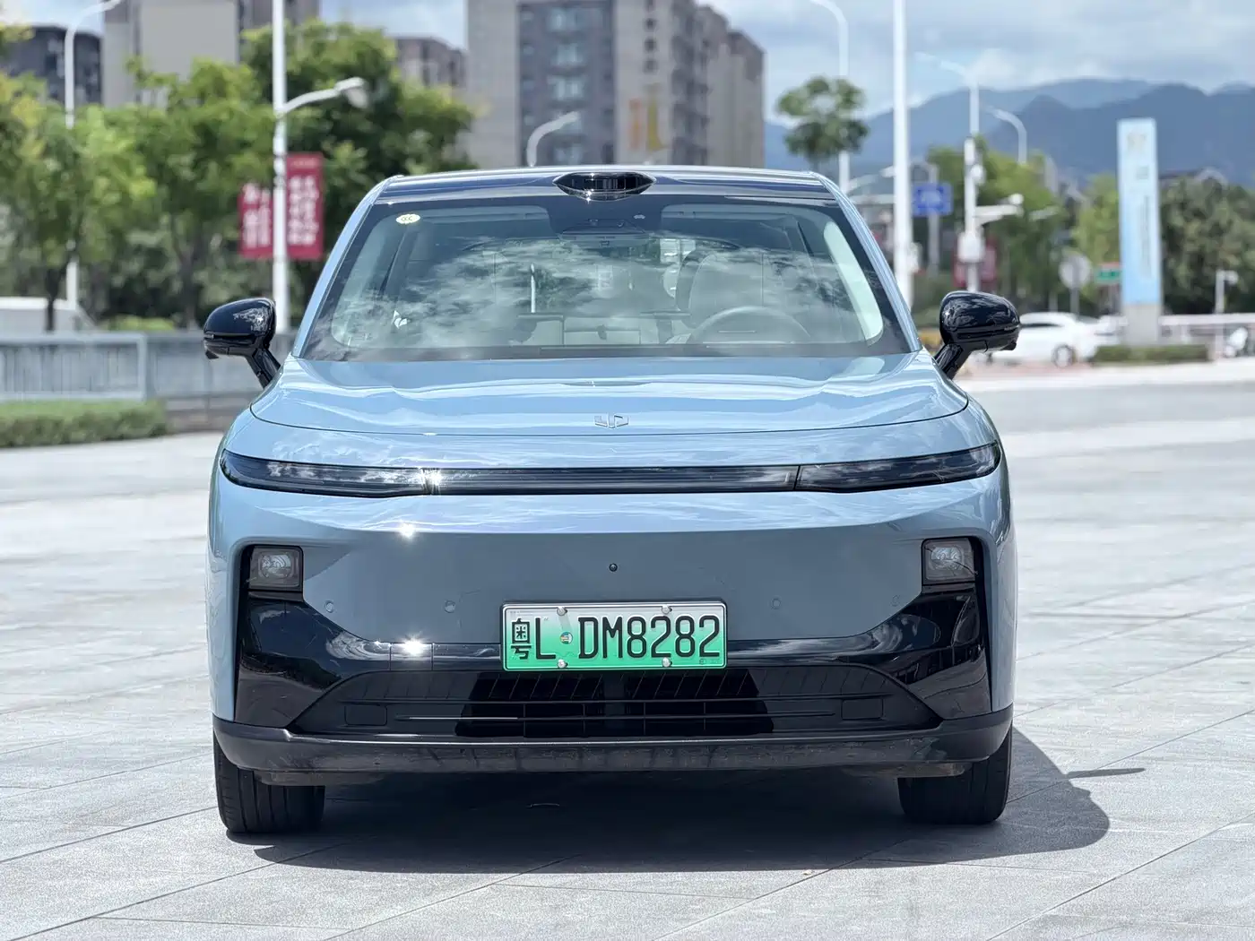 Photo 2 - Leapmotor B10