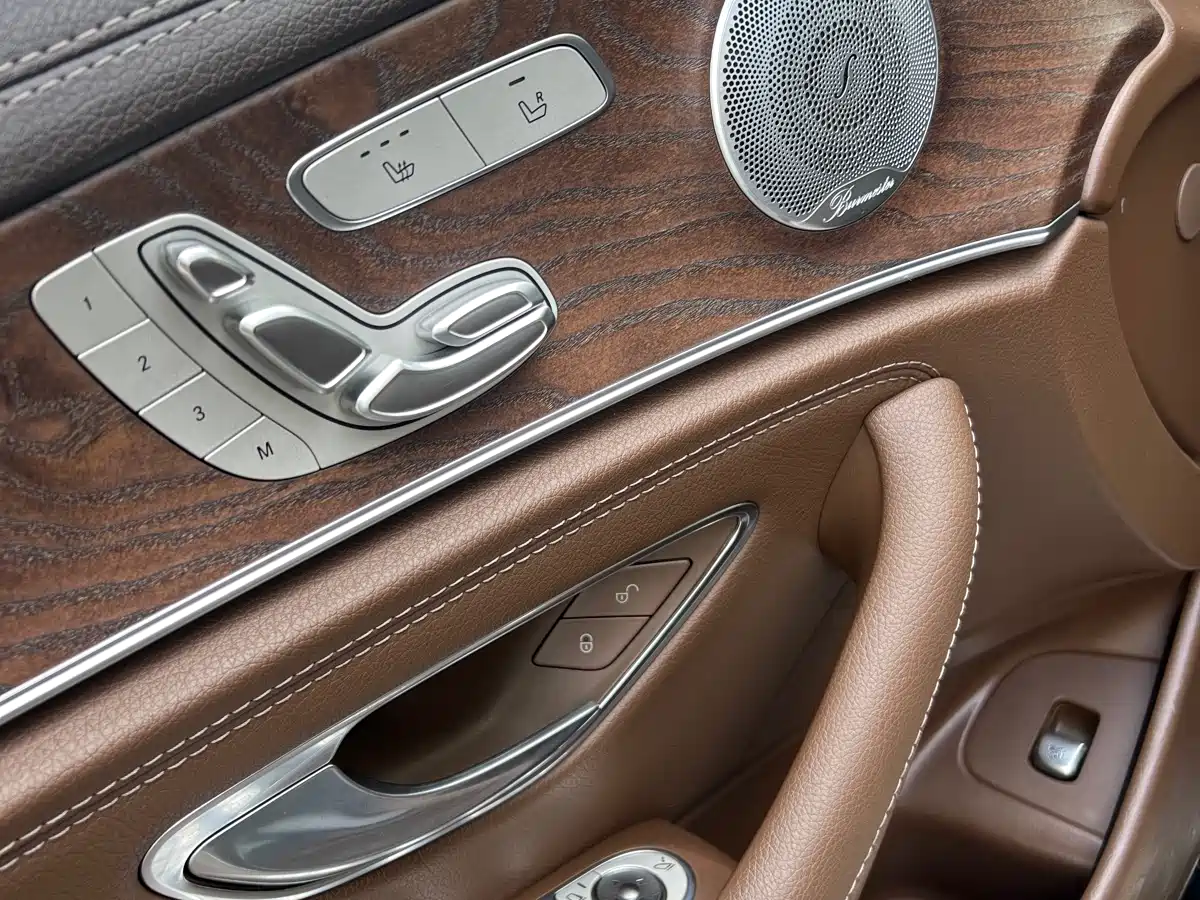 Mercedes-Benz E-Class 2021 E 300 L Luxury фото 12