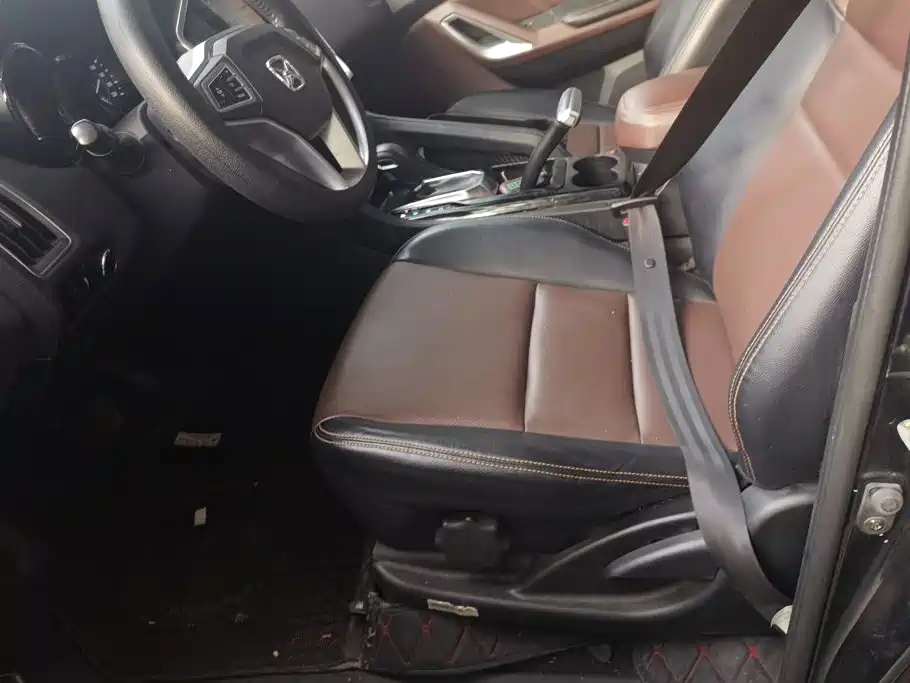 Jiangling Yusheng S350 2017 2016 2.0T Automatic 4WD Gasoline Luxury 5-seater