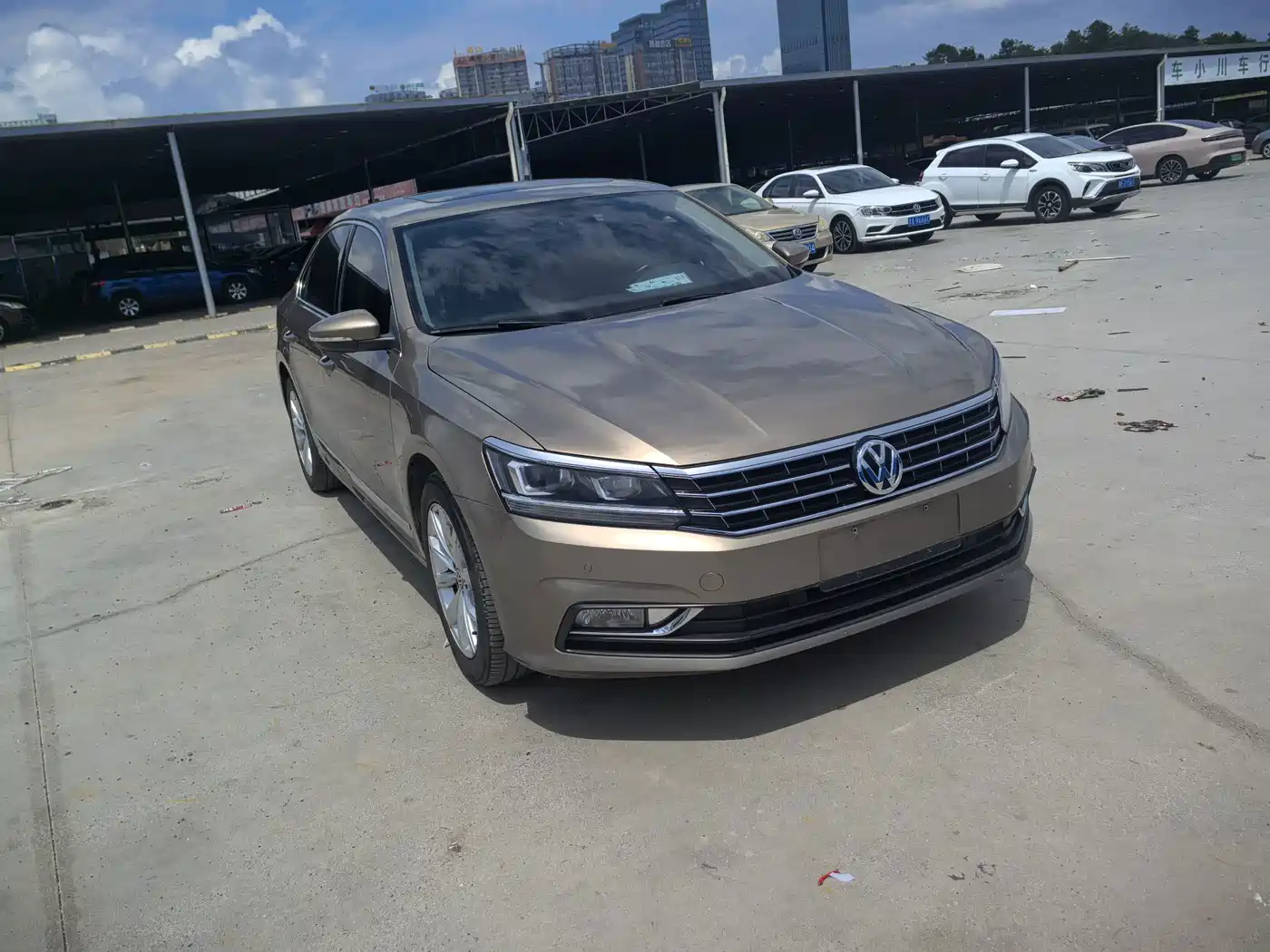 Фото 3 - Volkswagen Passat