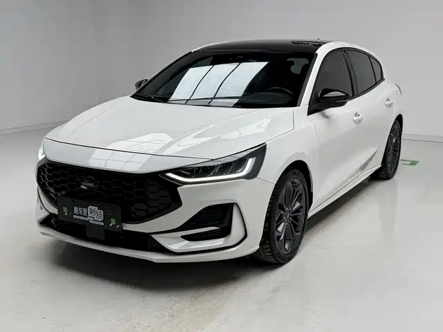  Ford Focus 2022 Hatchback EcoBoost 180 Automatic ST Line