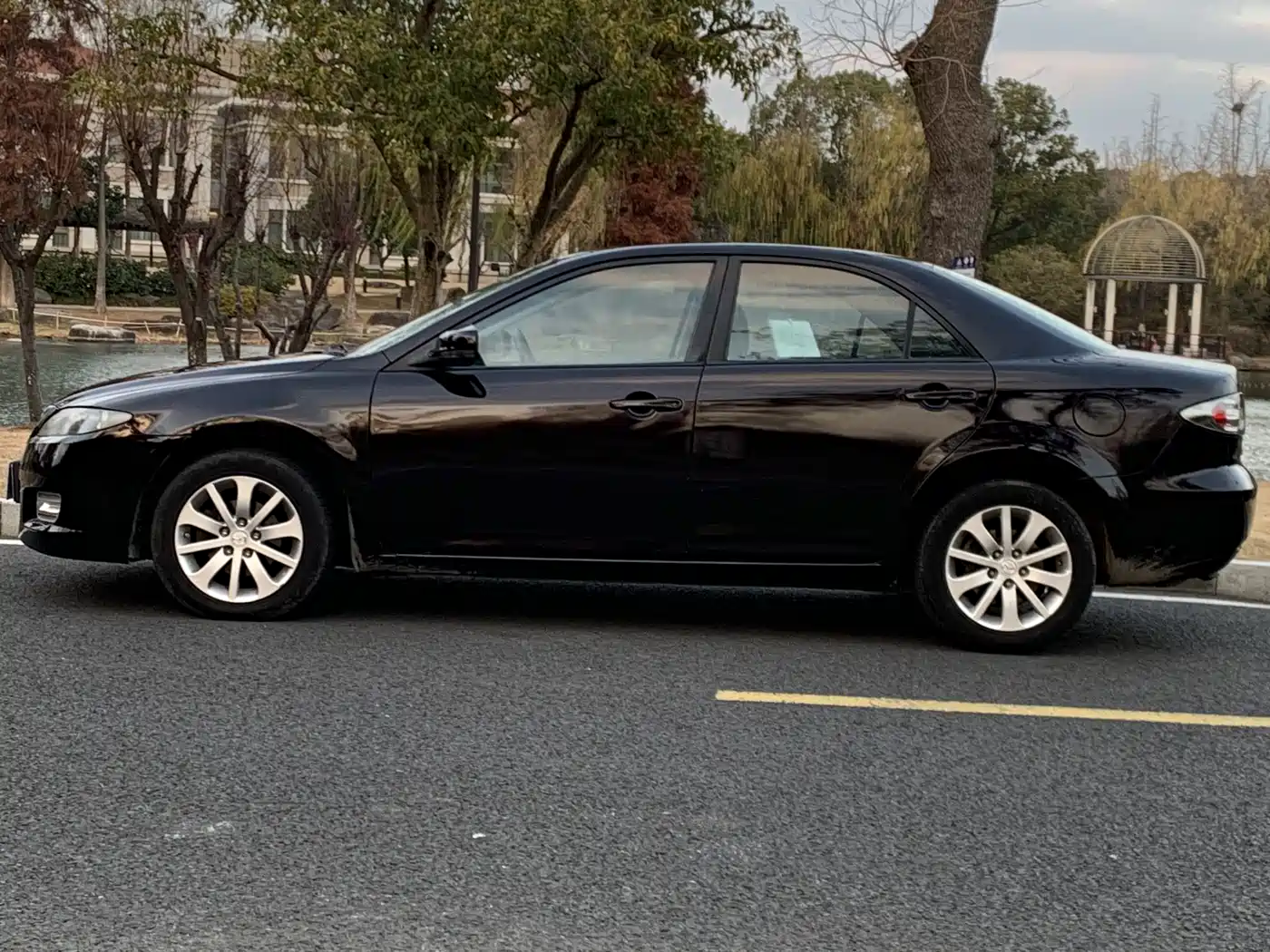 Фото 4 - Mazda 6