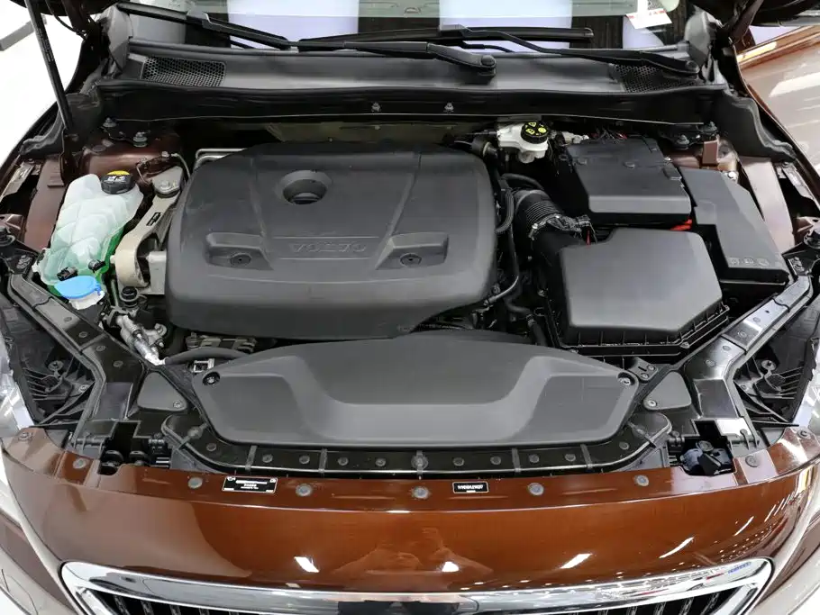 Volvo V40 2018 2017 Cross Country T5 AWD Inscription