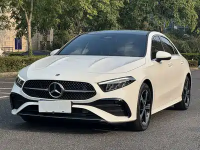 Mercedes-Benz A