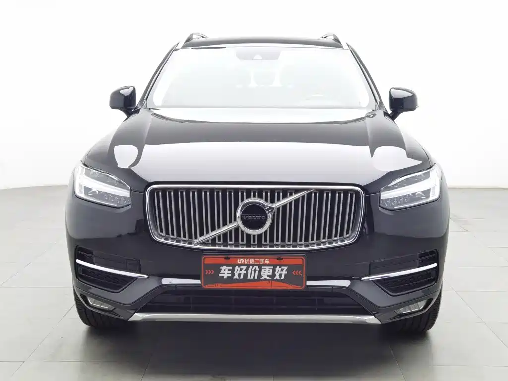 Фото 3 - Volvo XC90