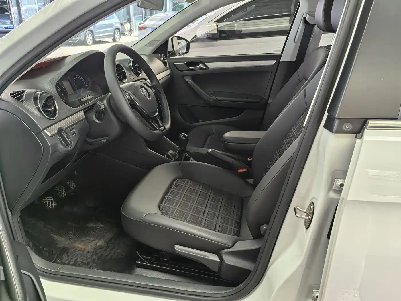 Volkswagen Jetta 2019 2019 Dream Edition 1.5L Manual Comfort