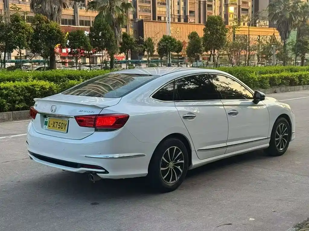 Honda Spirior 2017 2015 2.0L Luxury Edition