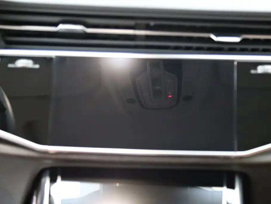 Audi Q8 2020 2019 55 TFSI Luxury Dynamic