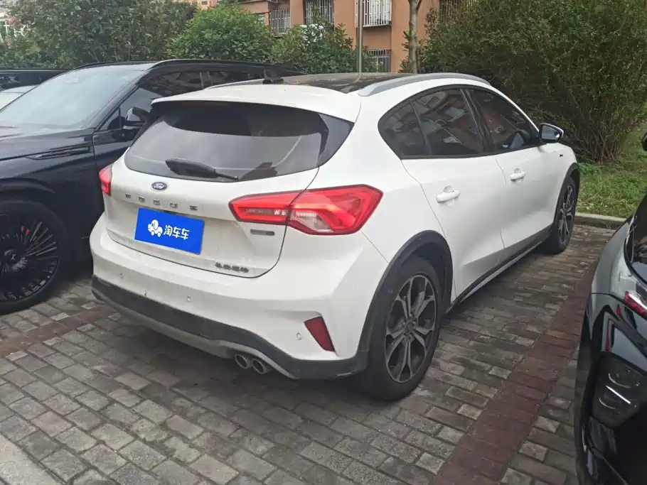 Ford Focus Active 2020 2020 EcoBoost 180 Auto Sporty Edition