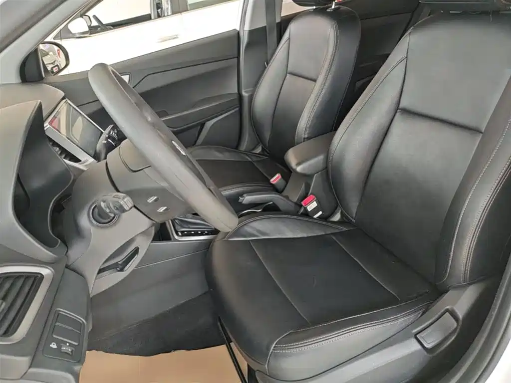 Hyundai Verna 2016 1.4L Automatic Cool Edition GLS фото 15