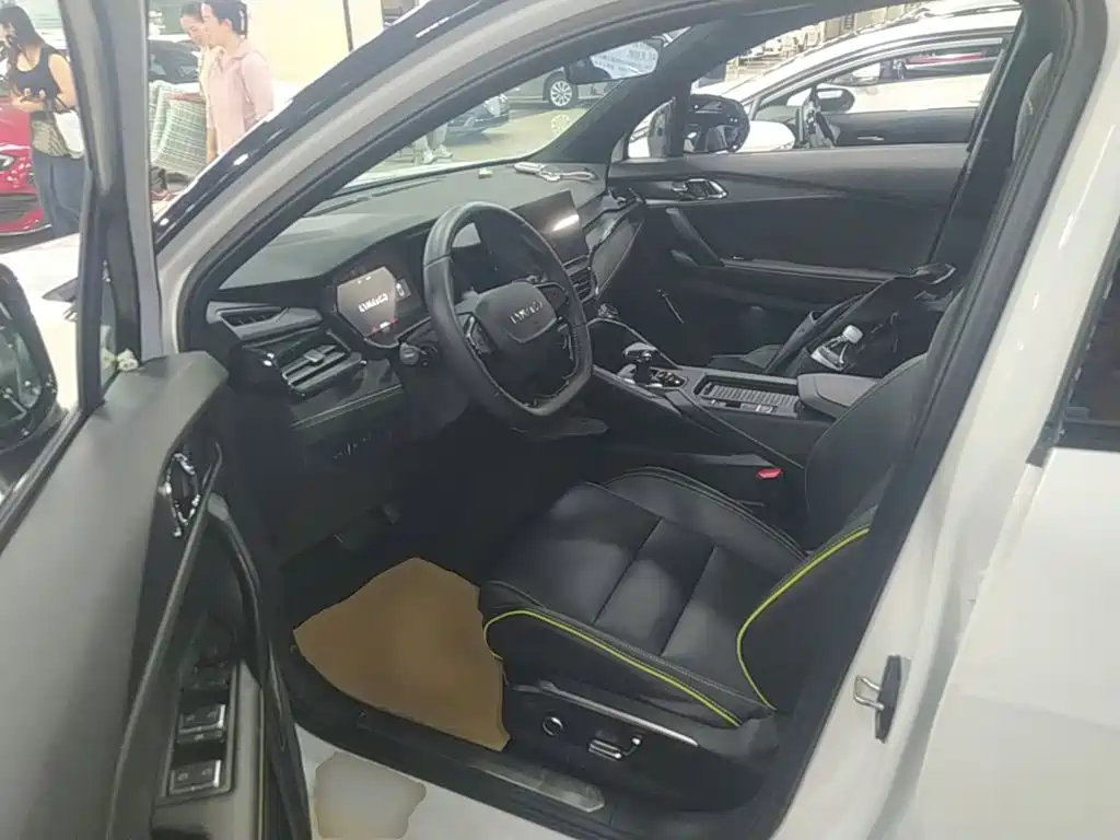 Lynk & Co 06 2024 2023 Remix 1.5T Power Halo