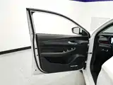 Фото 7 - Geely Binrui