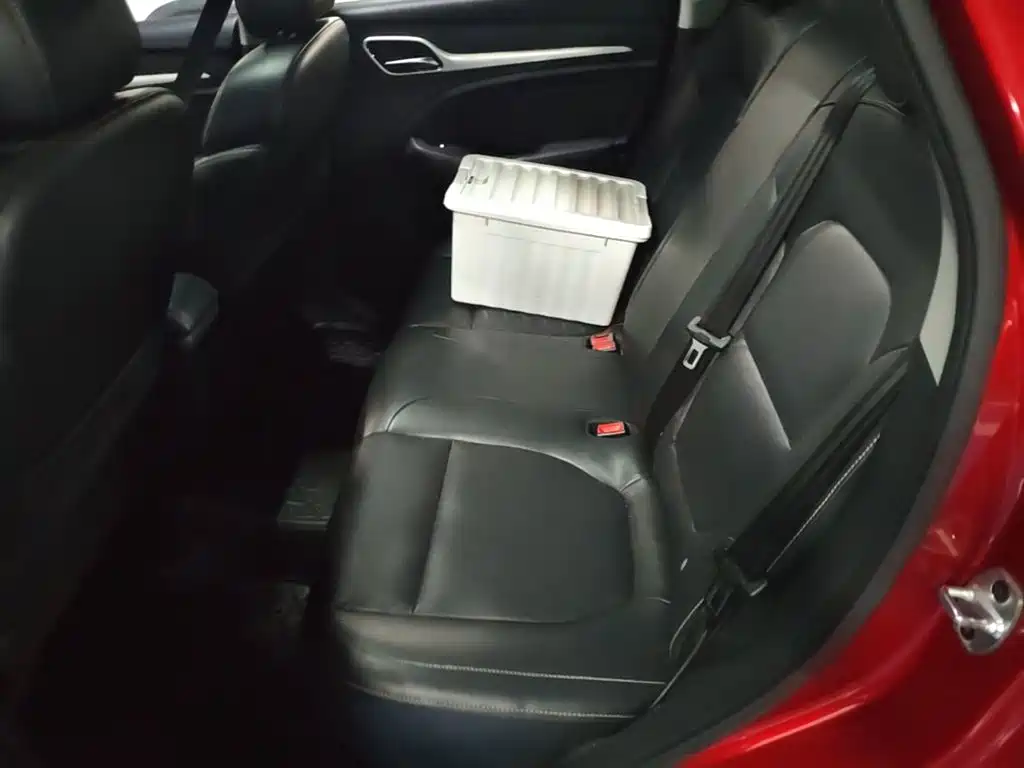 MG ZS 2017 2017 1.5L Auto Premium Internet Edition