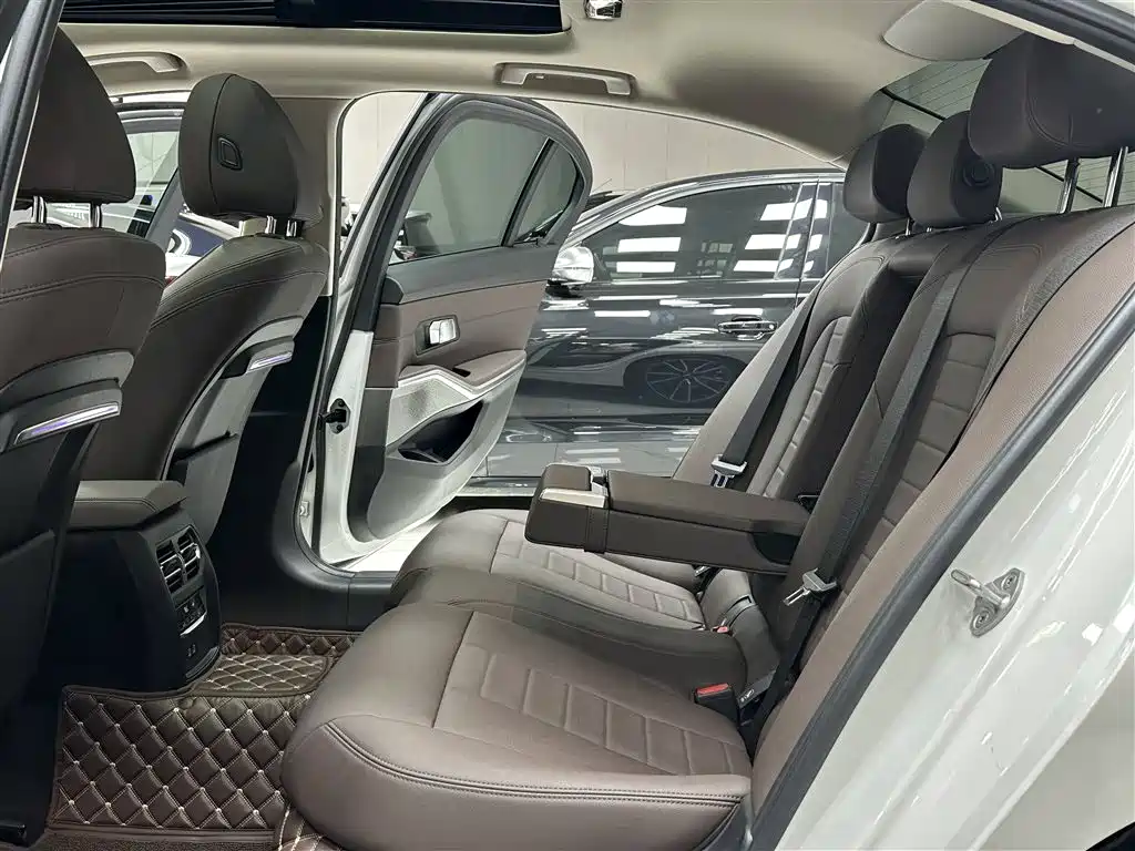 BMW 3 Series 2020 Facelift 325Li M Sport Package фото 16