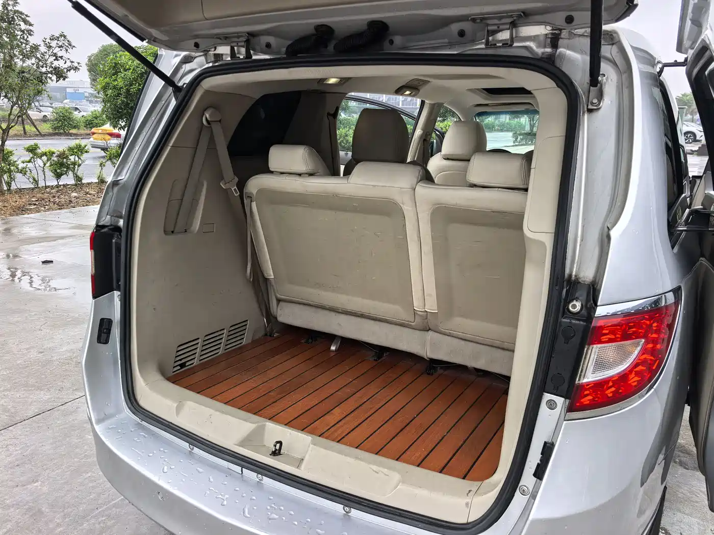 Buick GL8 2013 2.4L CT Luxury Business Comfort Edition фото 14