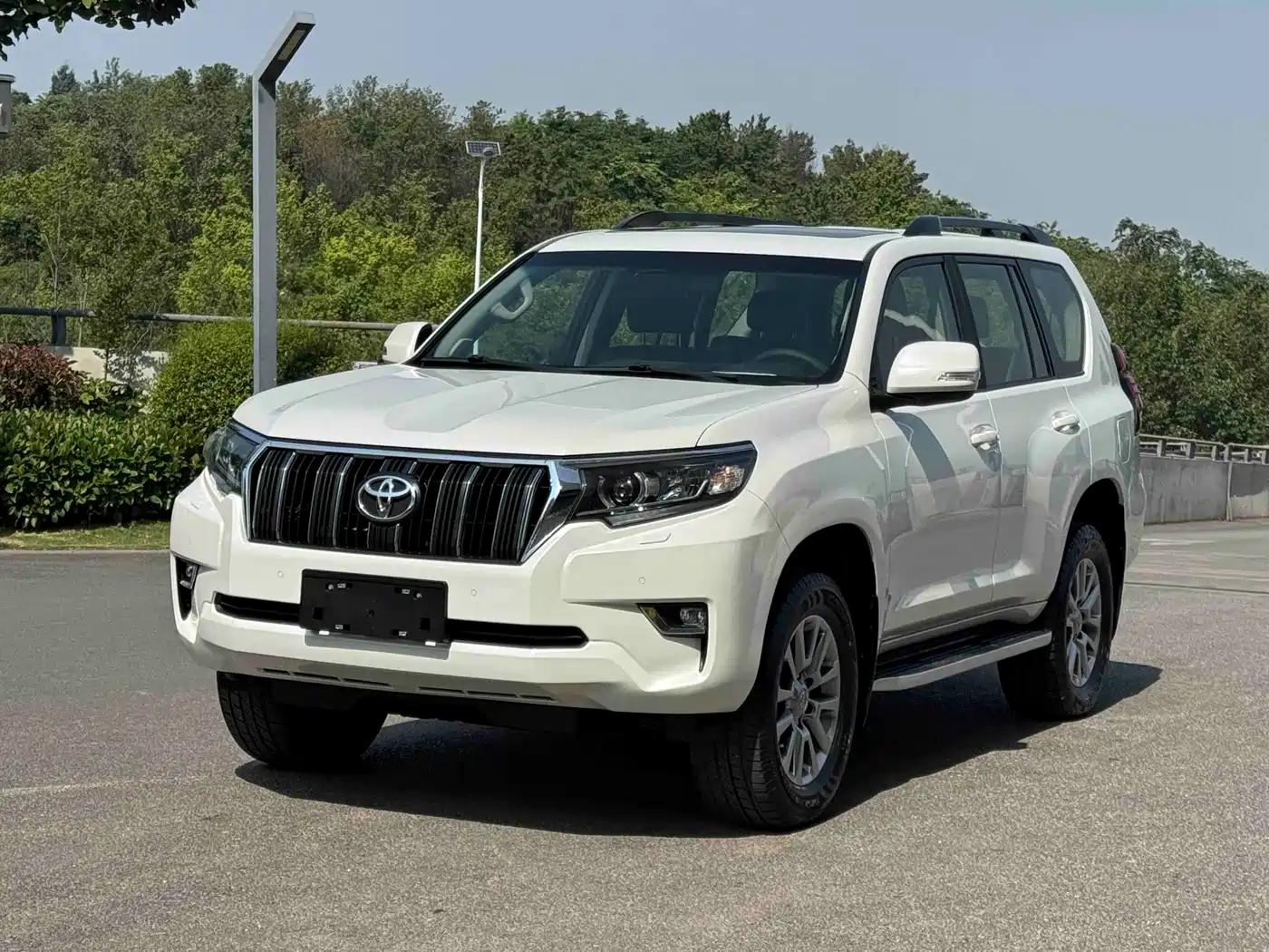 Toyota Prado 2018 3.5L Automatic TX-L Rear-mounted Spare Tire