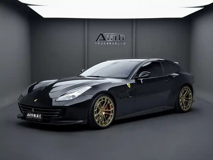 Ferrari GTC4Lusso