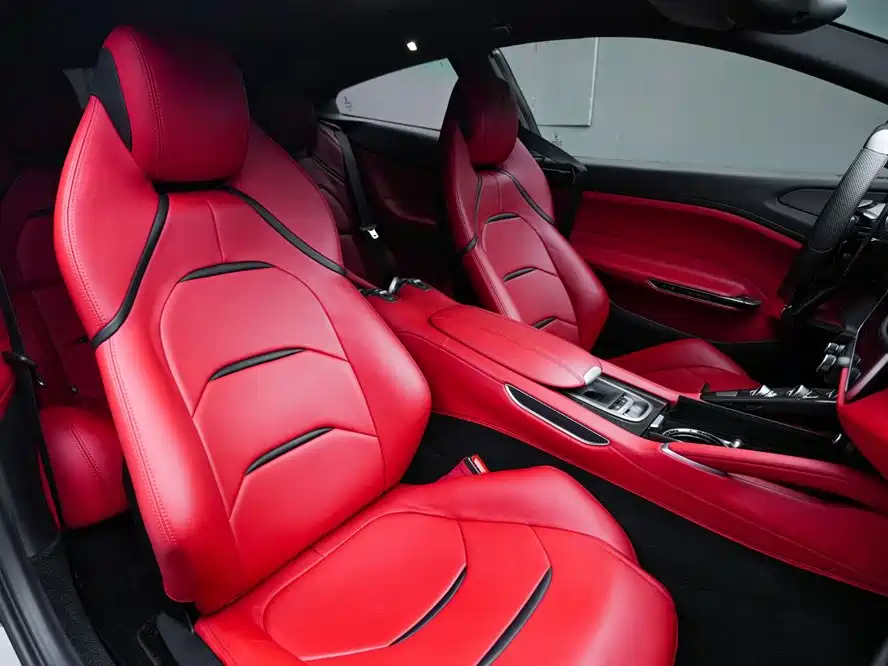 Photo 12 - Ferrari GTC4Lusso