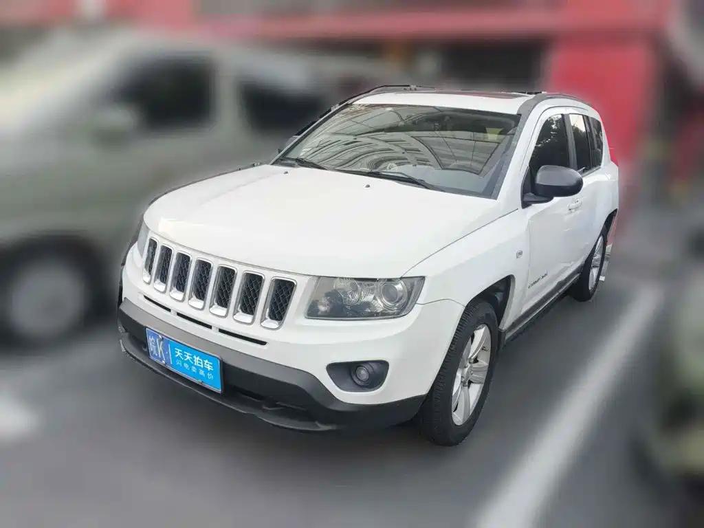 Jeep Compass (Import) 2014 2014 2.4L 4WD Sport Edition