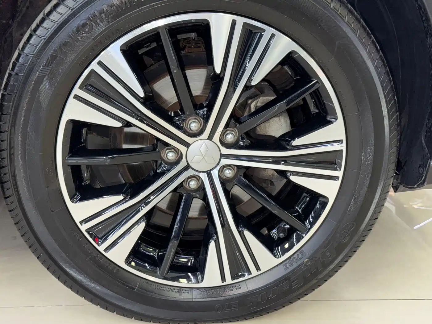 Mitsubishi Eclipse Cross 2018 1.5T CVT AWD True Self Edition фото 27