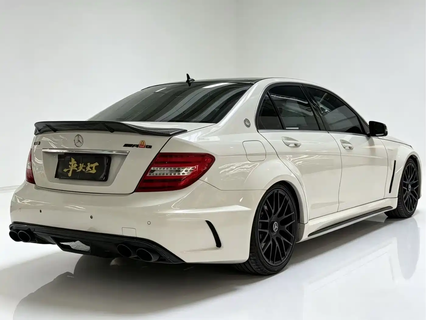 Mercedes-Benz C-Class AMG 2010 AMG C 63 Sport Enhanced Edition фото 9