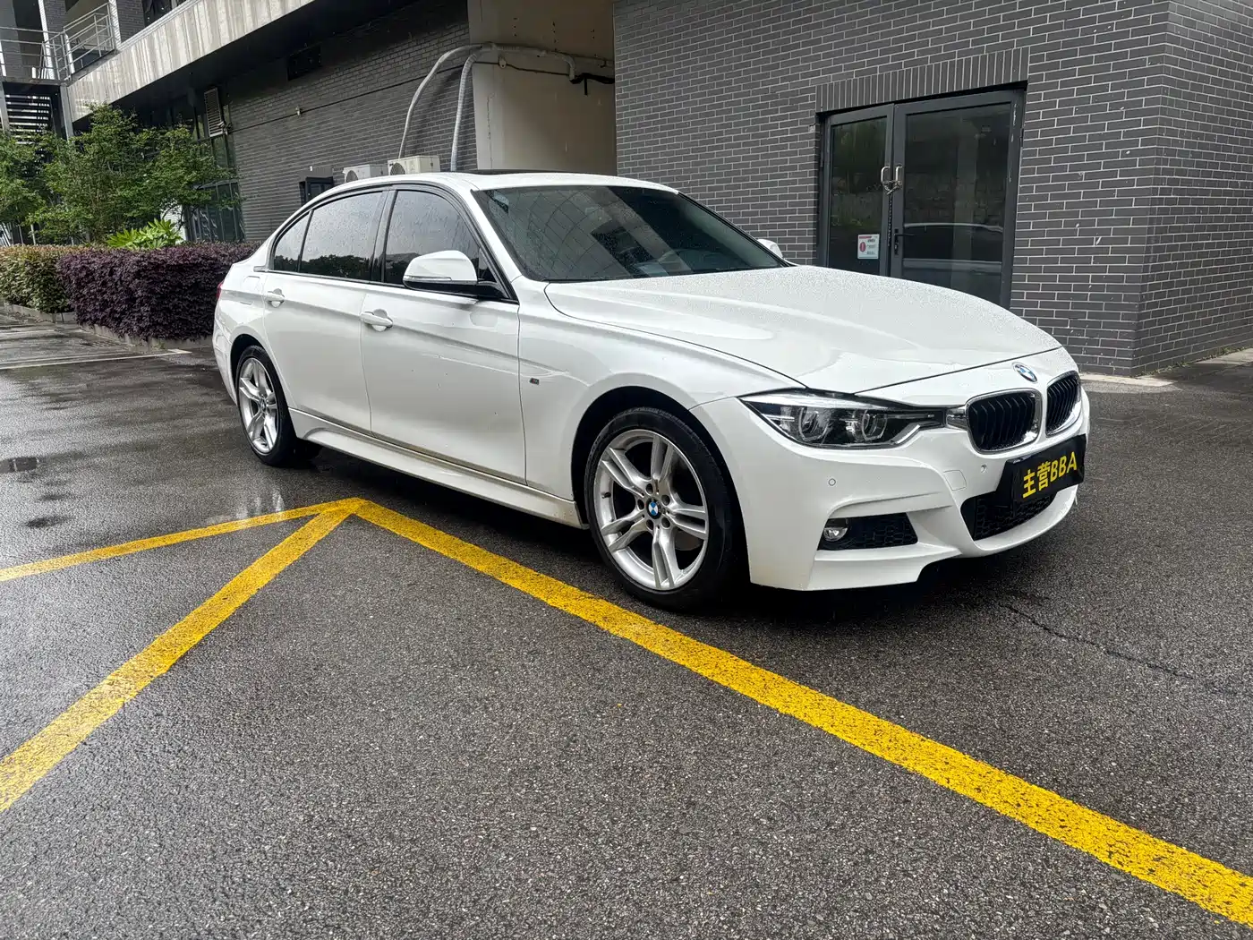 BMW 3 Series 2018 320Li Leading M Sport Package фото 3