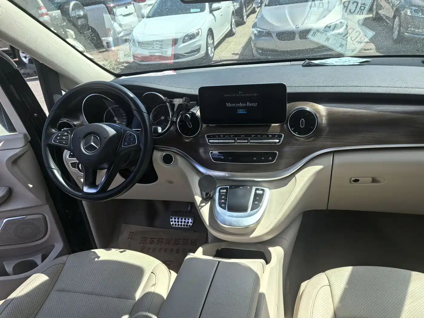 Mercedes-Benz V-Class 2021 V 260 L Long Wheelbase Luxury Edition фото 11