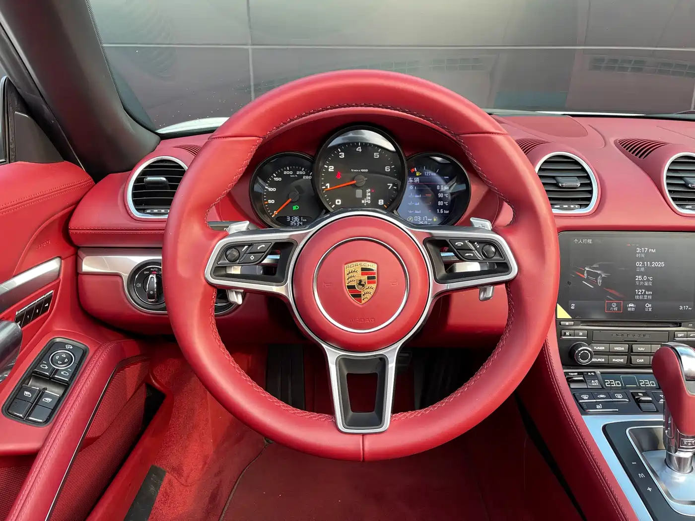 Porsche 718 2022 Boxster 2.0T фото 8