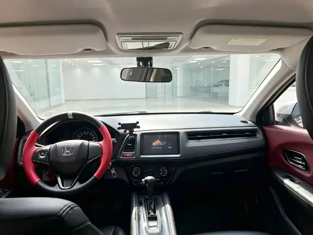 Honda Vezel 2015 2015 1.5L CVT 2WD Comfort