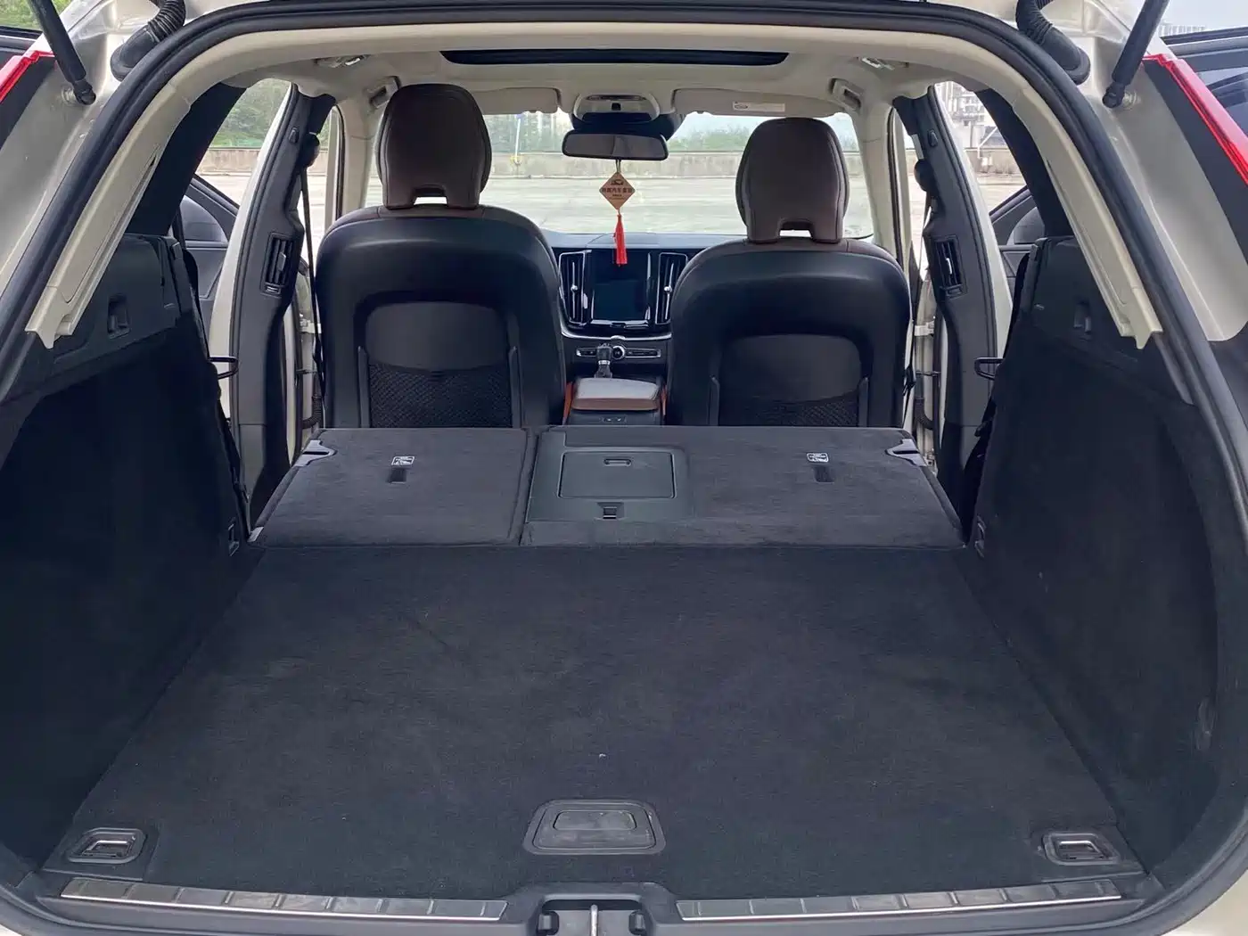 Фото 7 - Volvo XC60