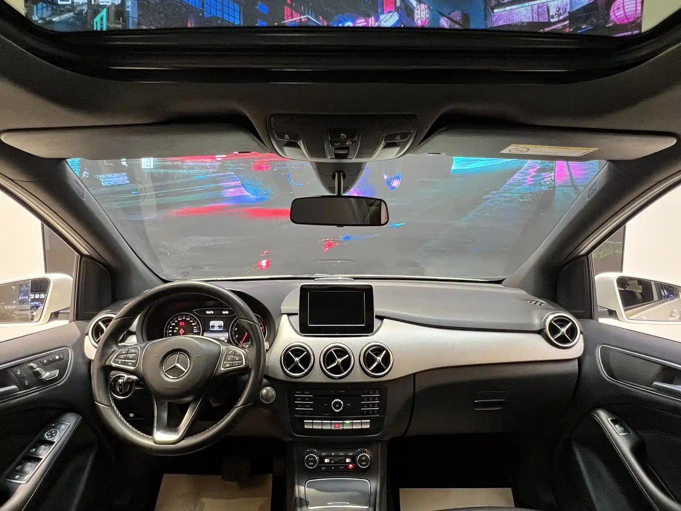 Mercedes-Benz B-Class 2015 B 200 Style фото 13