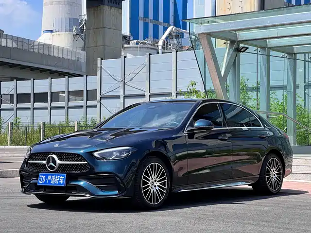 Mercedes-Benz C-Class 2022