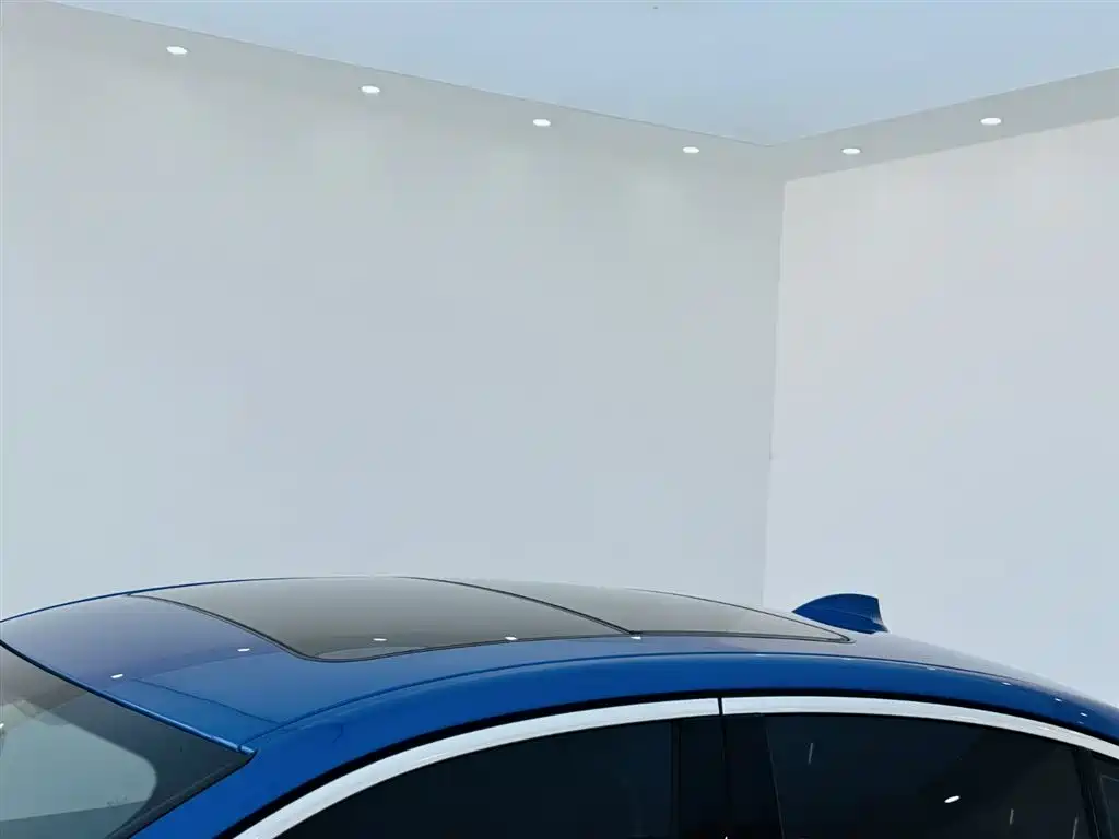 BMW 1 Series 2017 118i Sport фото 23