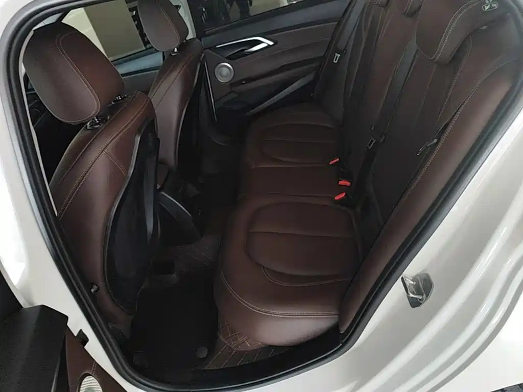 BMW 1 Series 2023 2023 120i M Sport Shadow Edition
