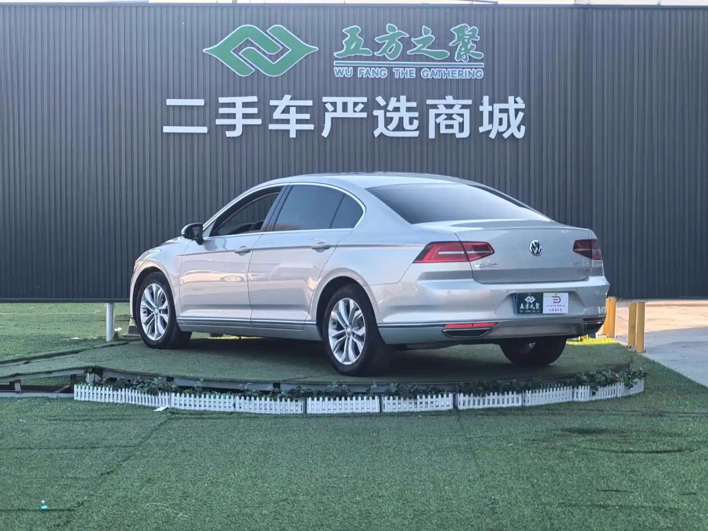 Volkswagen Magotan 2017 330TSI DSG Luxury фото 20