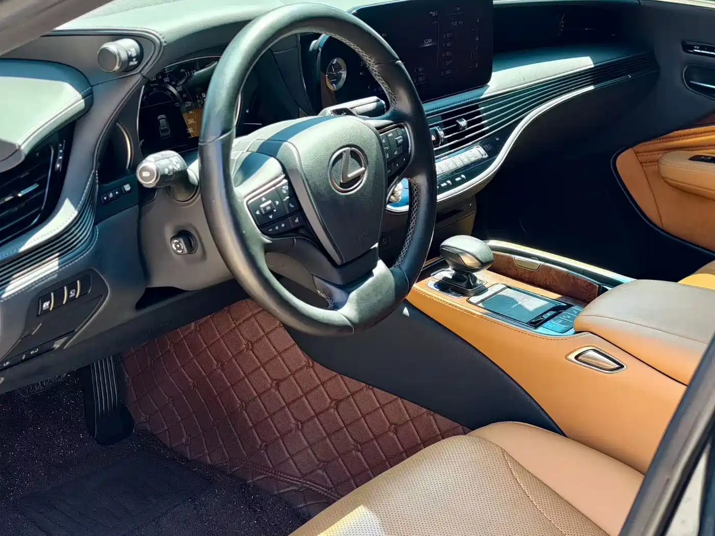 2023 Lexus LS