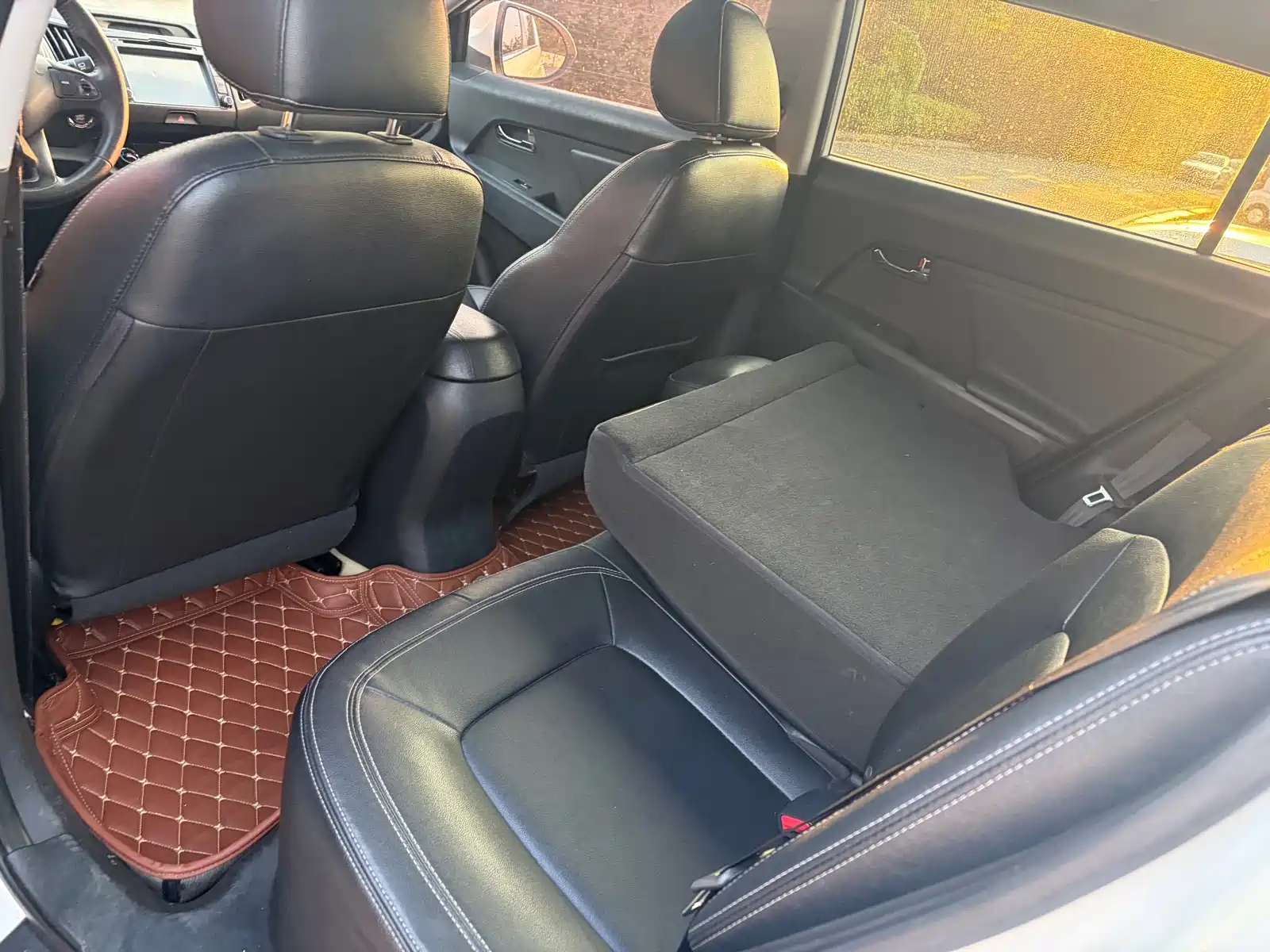 Фото 9 - Kia Sportage