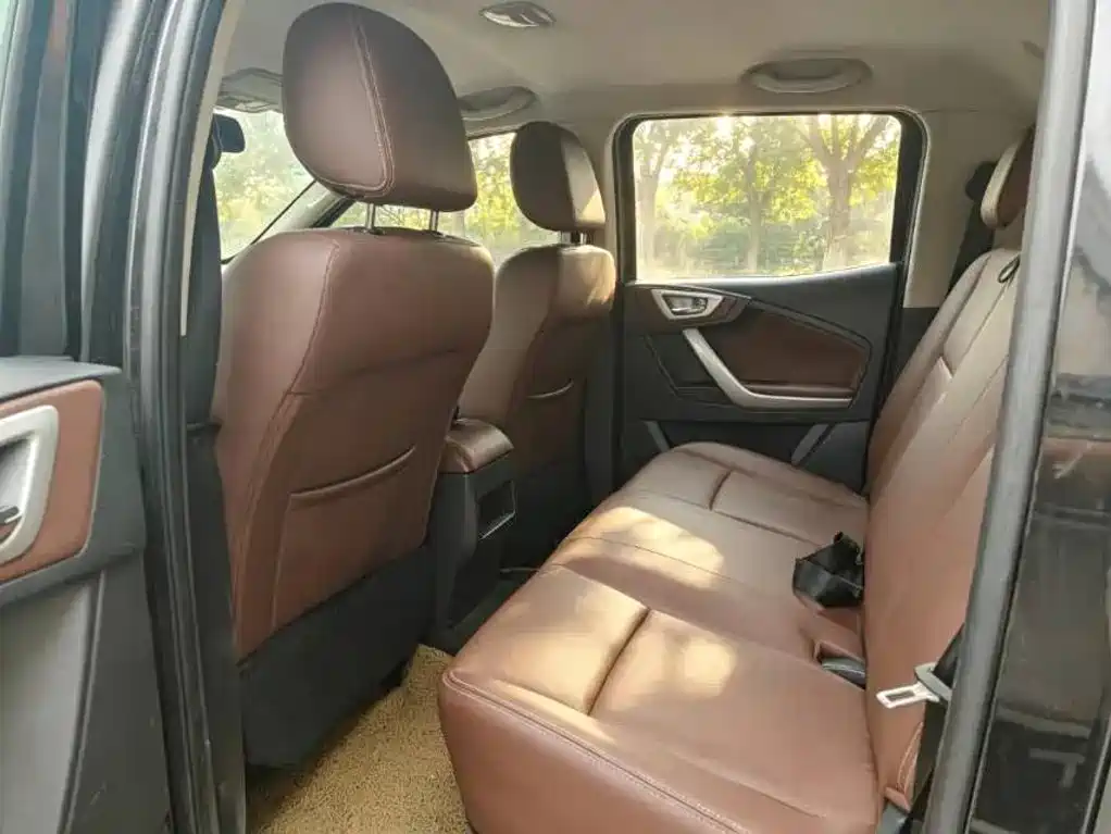 ZTE Lord 2017 2016 2.5T 2WD Ultra Luxury JE4D25E